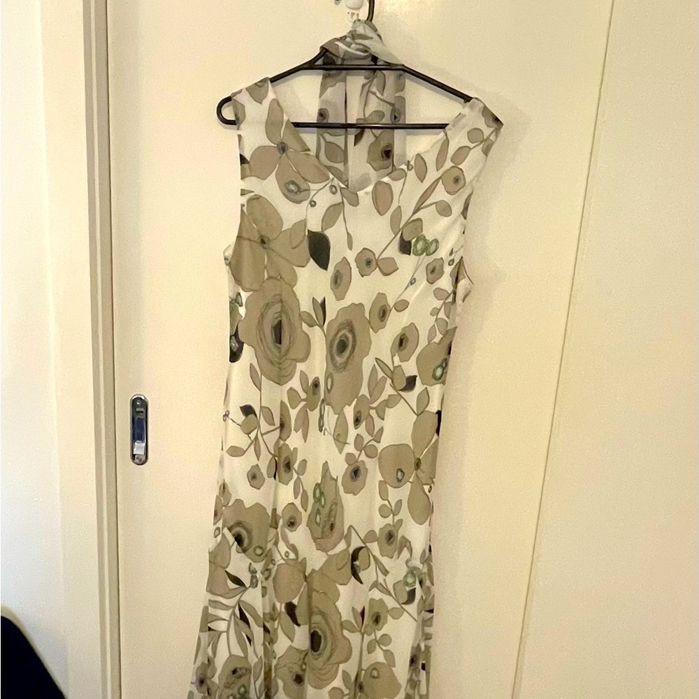 Liz Jordan grey and white dress in size 12 - Picture 1 of 5